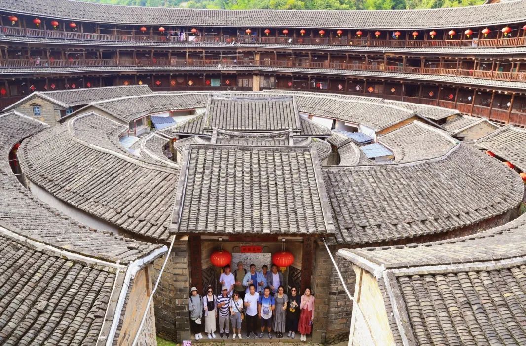 香港二四六资料免费大全
