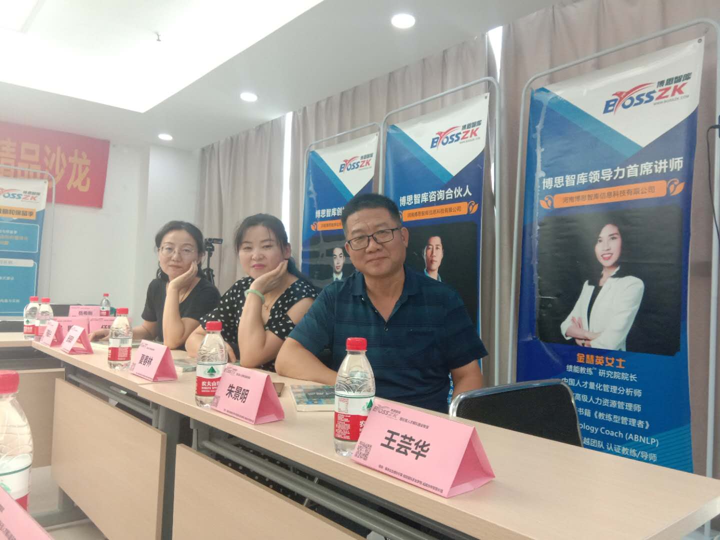 香港二四六资料免费大全