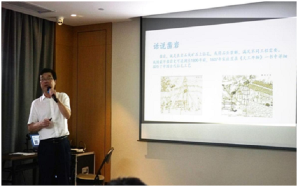 香港二四六资料免费大全