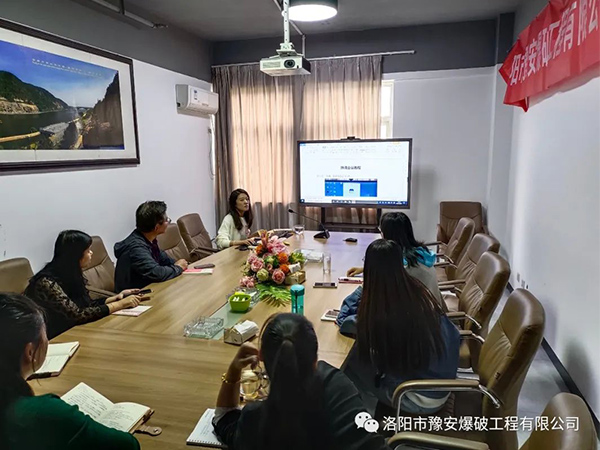 香港二四六资料免费大全